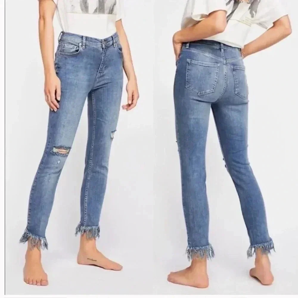 Free People Great Heights Frayed Hem Long Skinny Jeans Size 27